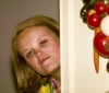 Thumbs/tn_Diana Peeking Around Corner.jpg